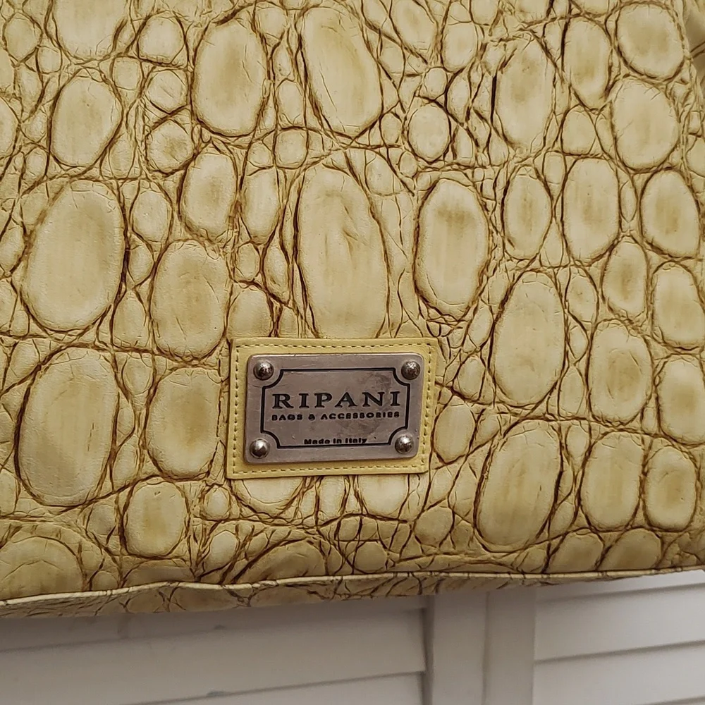 Ripani Yellow Ripple Embossed Leather Handbag - Picture 3 of 9